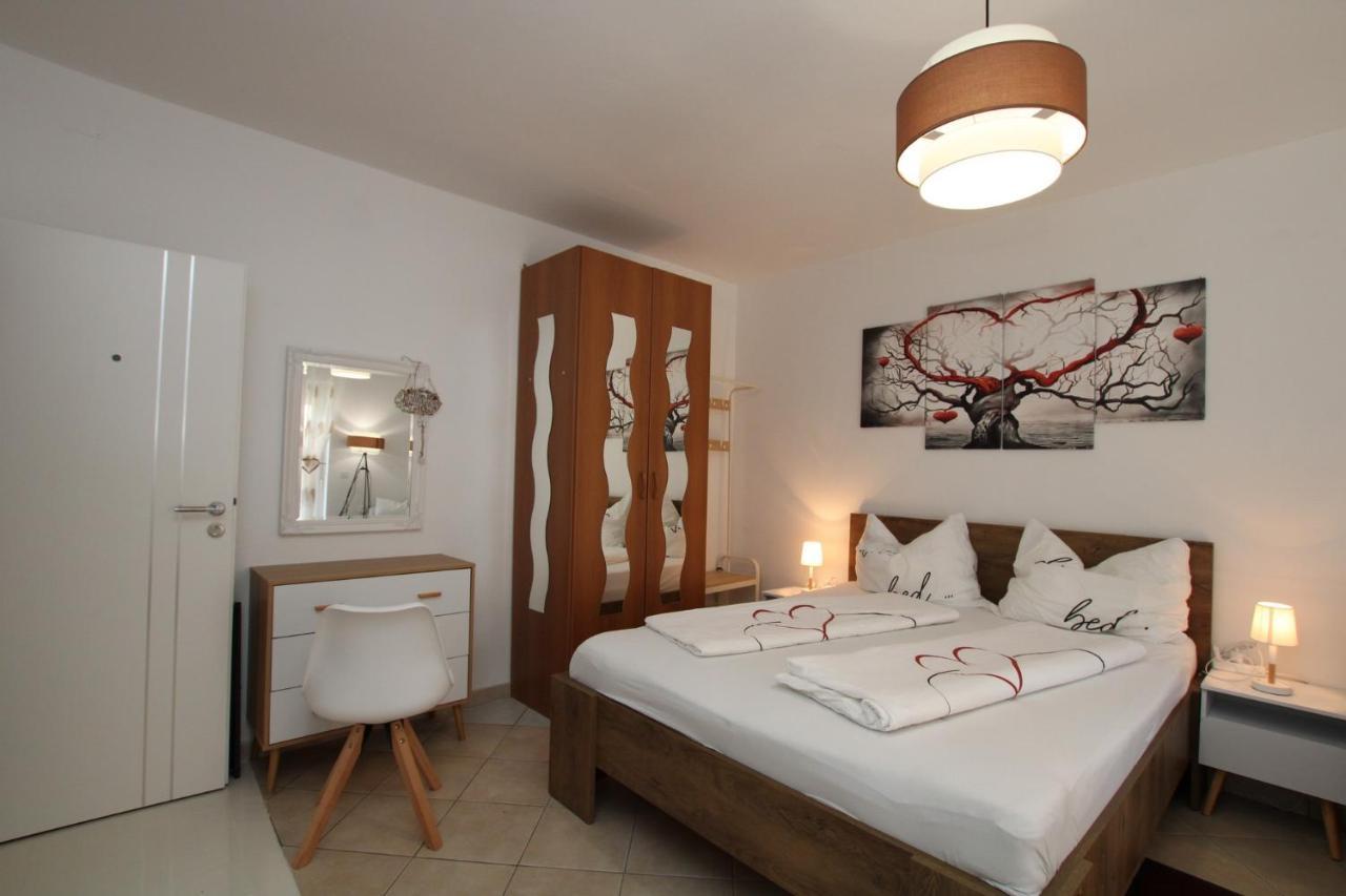 Blue Adria Suites Пореч Экстерьер фото