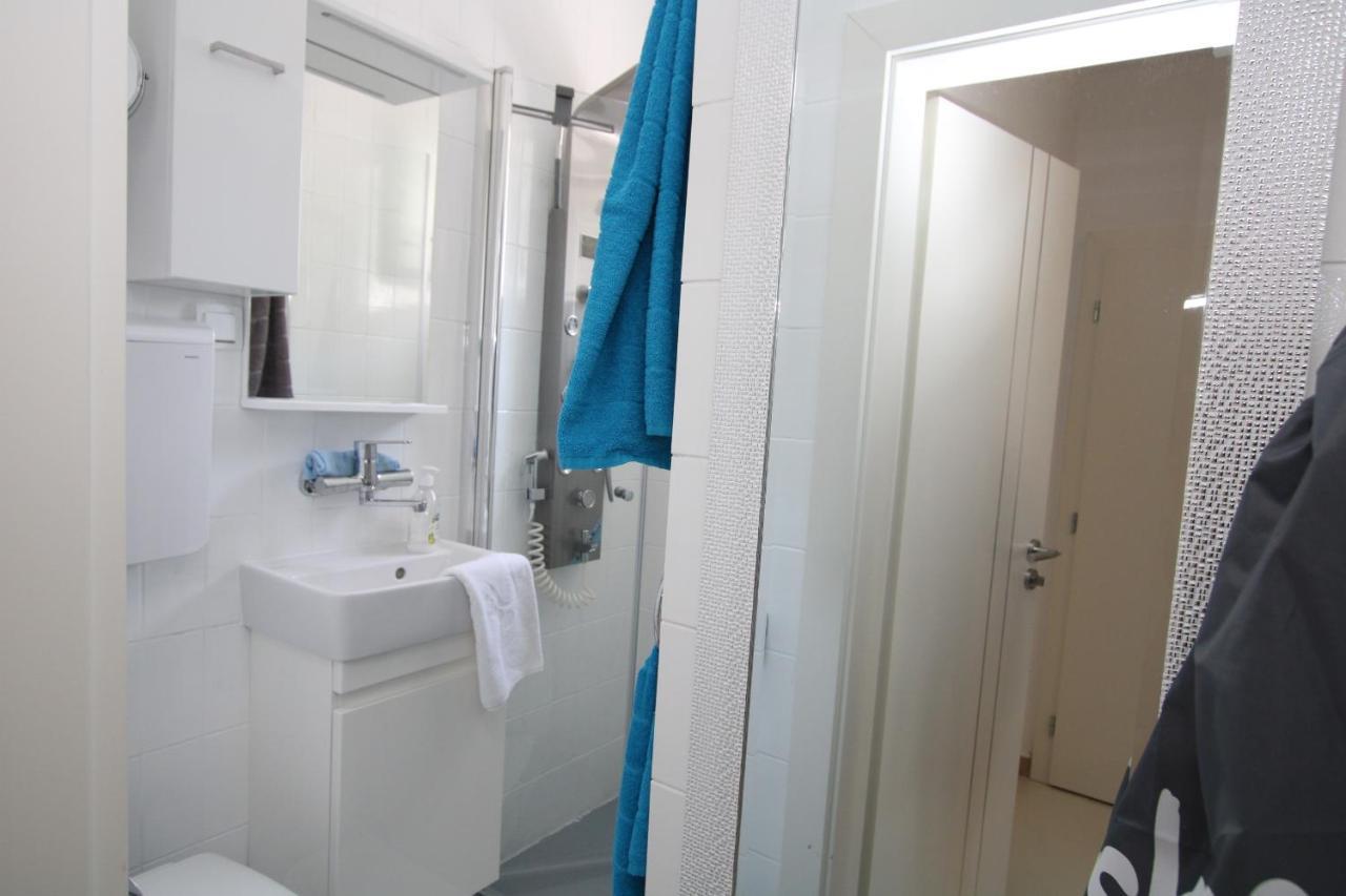 Blue Adria Suites Пореч Экстерьер фото