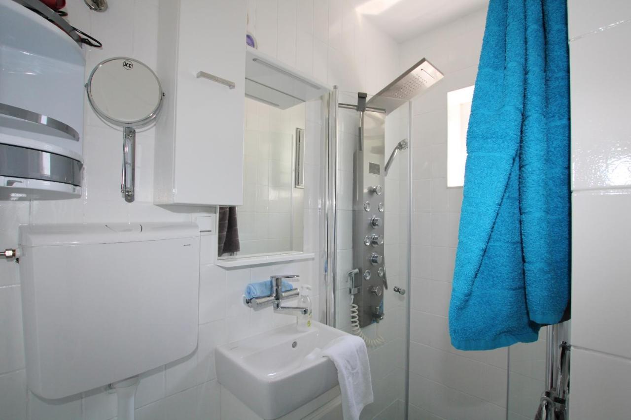 Blue Adria Suites Пореч Экстерьер фото